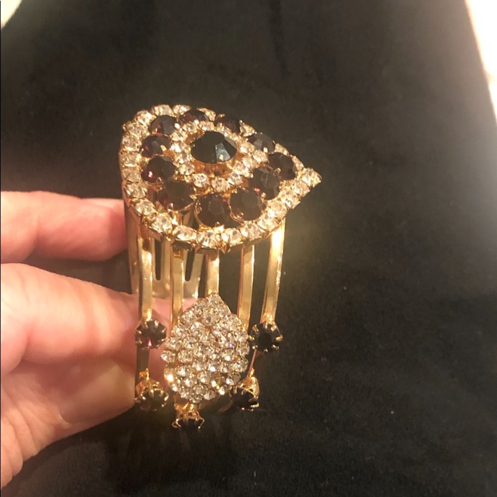 Accessory - Picture 3 of 6